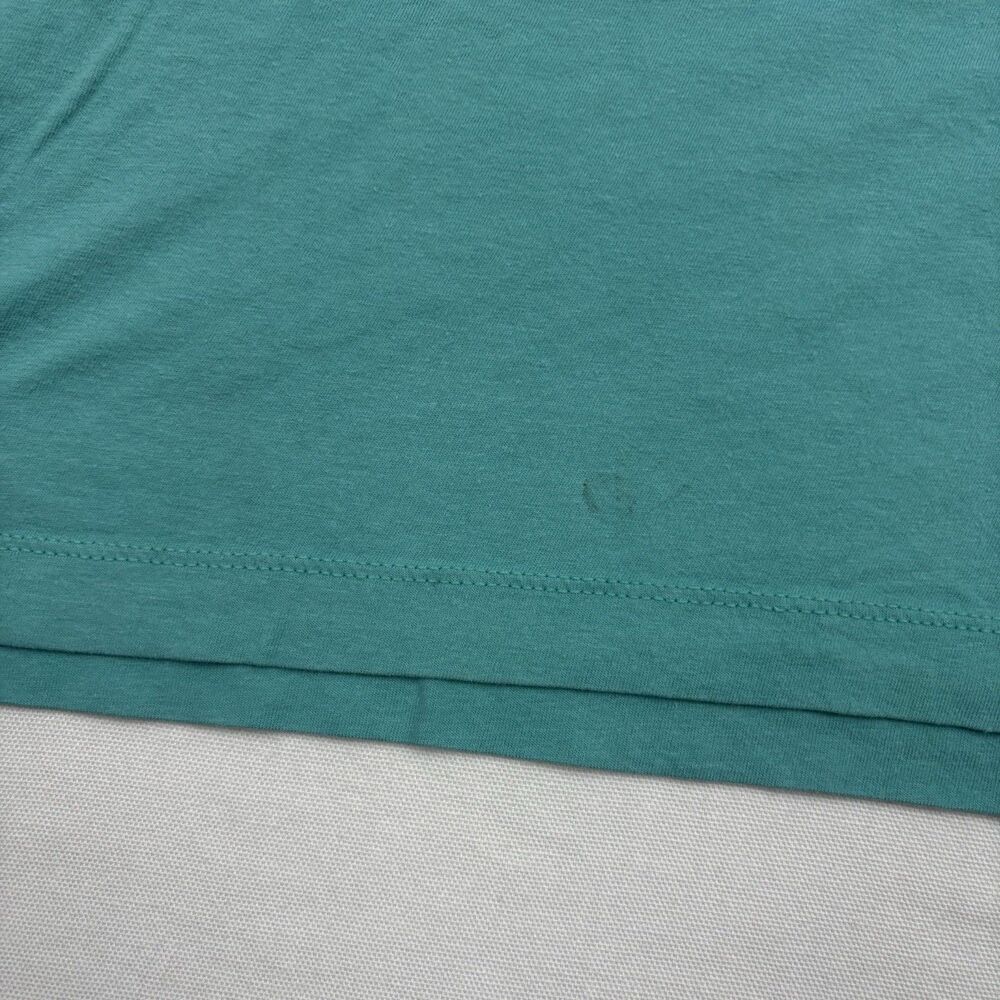 The NIKE Tee Men’s Graphic T-Shirt Short Sleeve L Casual Green Beach Preppy Gym - Picture 4 of 5